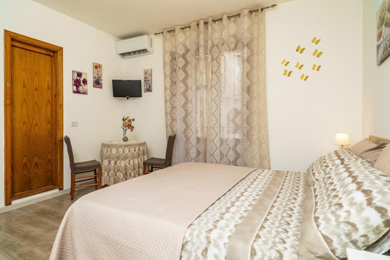 La Gioia Hotel จีอาร์ดีนี นักซอส ภายนอก รูปภาพ